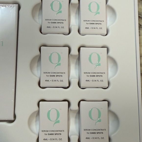 Qure Other - Qure Dark Spot Micro-Infusion  System LAST ONE! 3 mth supply. LIMITED EDITION